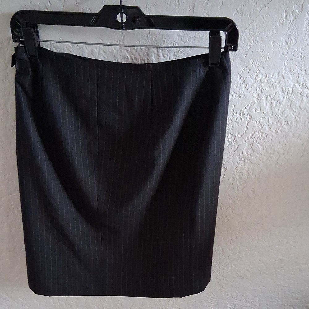 Gucci Black And Gray Pinstripe Skirt - Picture 2 of 7